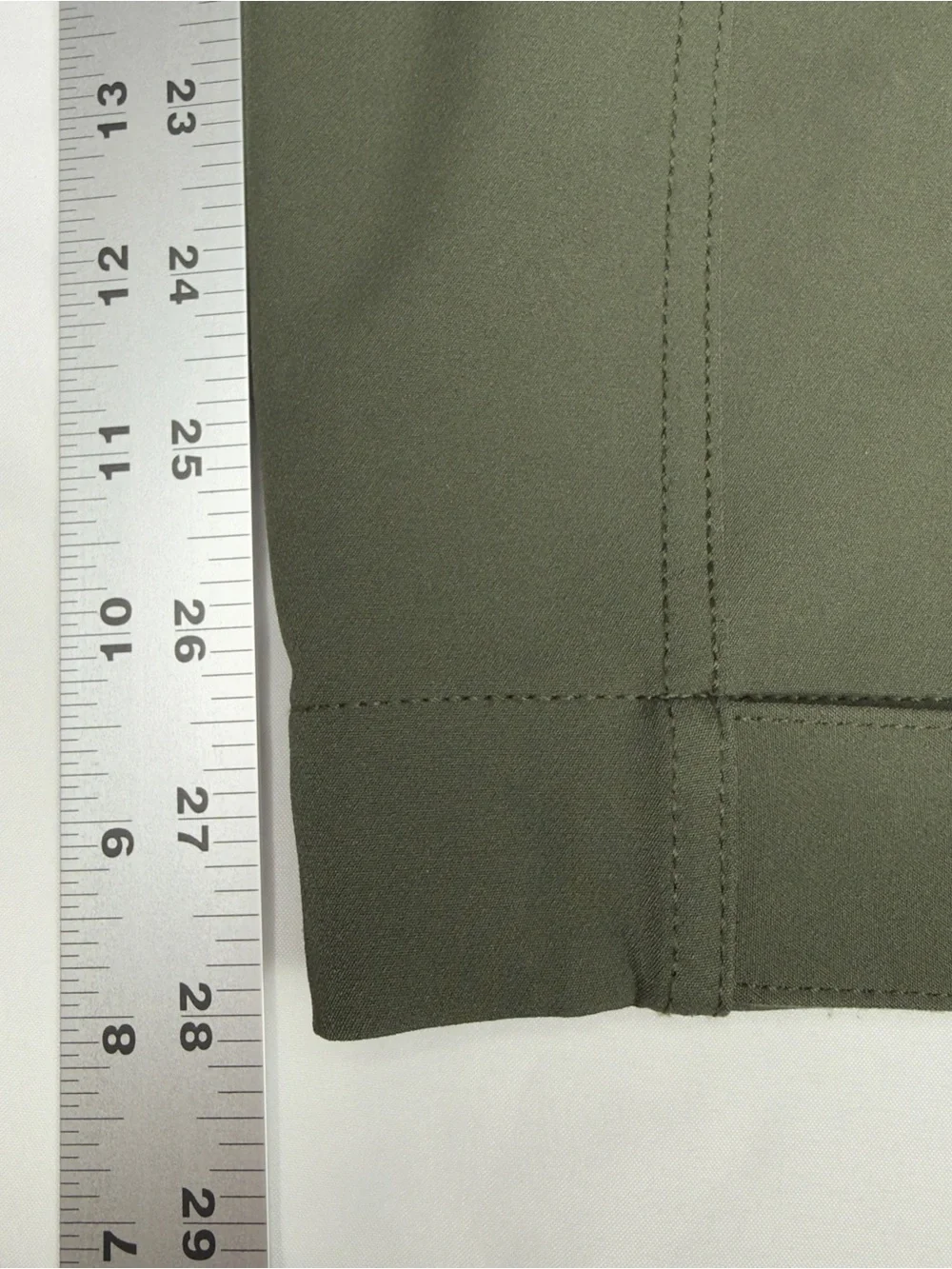 Athleta Endless High Rise Cargo  Pants in Aspen Olive Size 6 - Picture 12 of 15